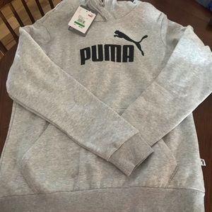 Woman’s size large puma hoodie